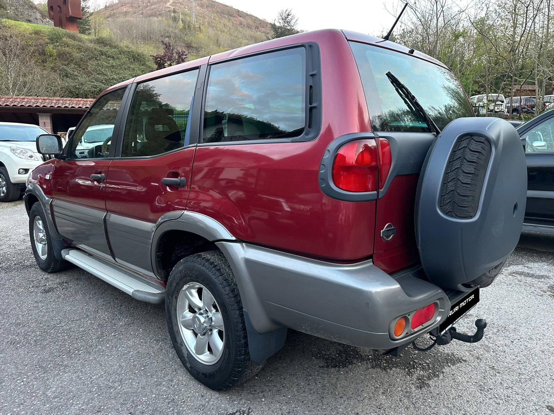 NISSAN Terrano II 2.7 TDi Elegance 5p