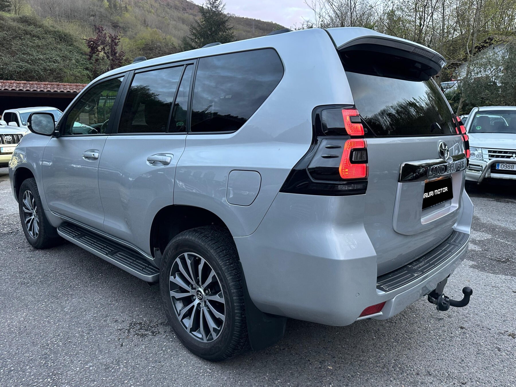 TOYOTA Land Cruiser 2.8 D4D LIMITED AUTO