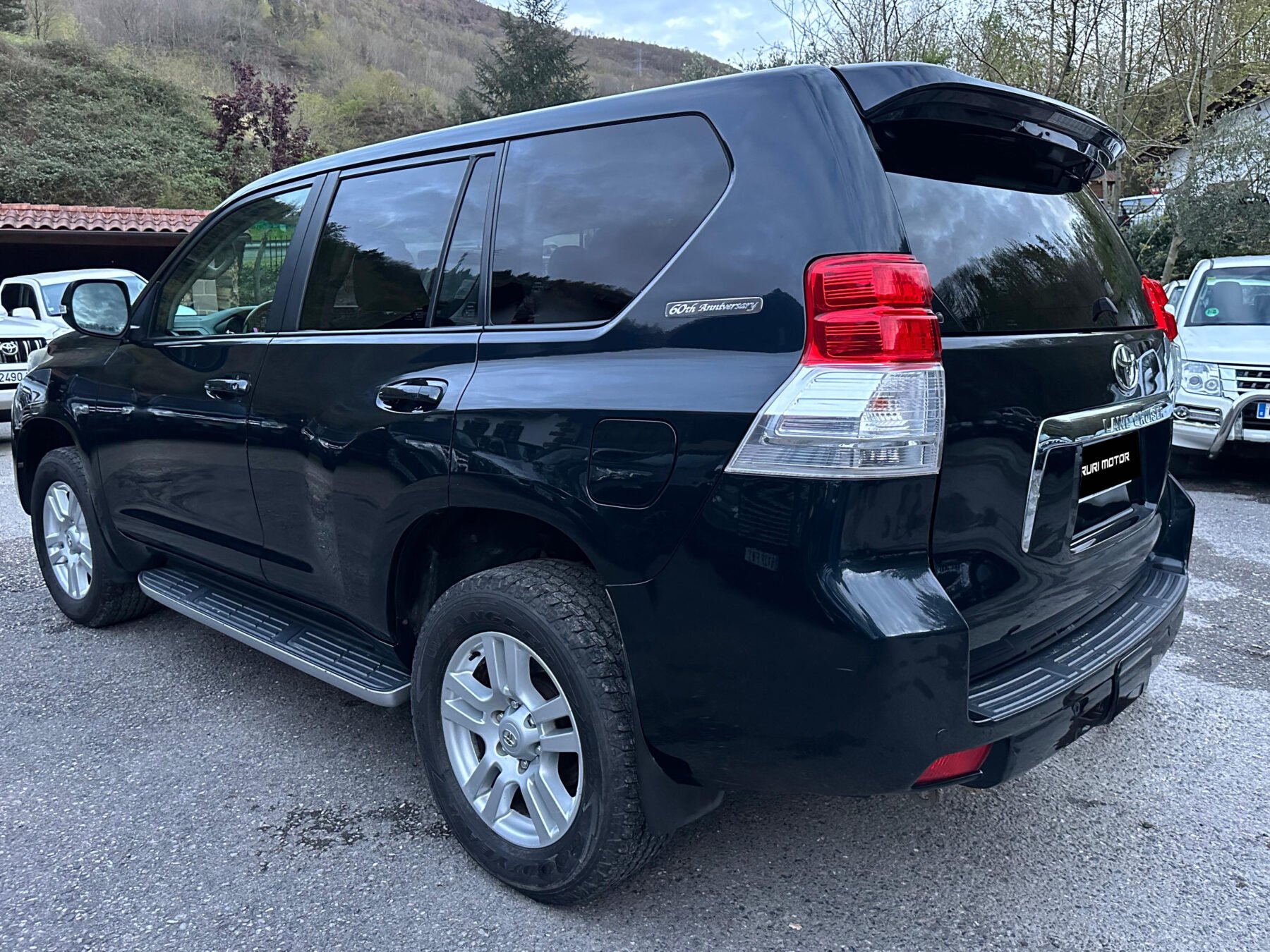 TOYOTA Land Cruiser 3.0 D4D LIMITED AUTO