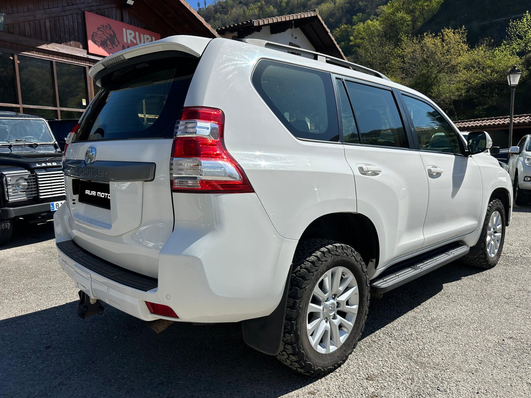 TOYOTA Land Cruiser 2.8 D4D VX AUTO