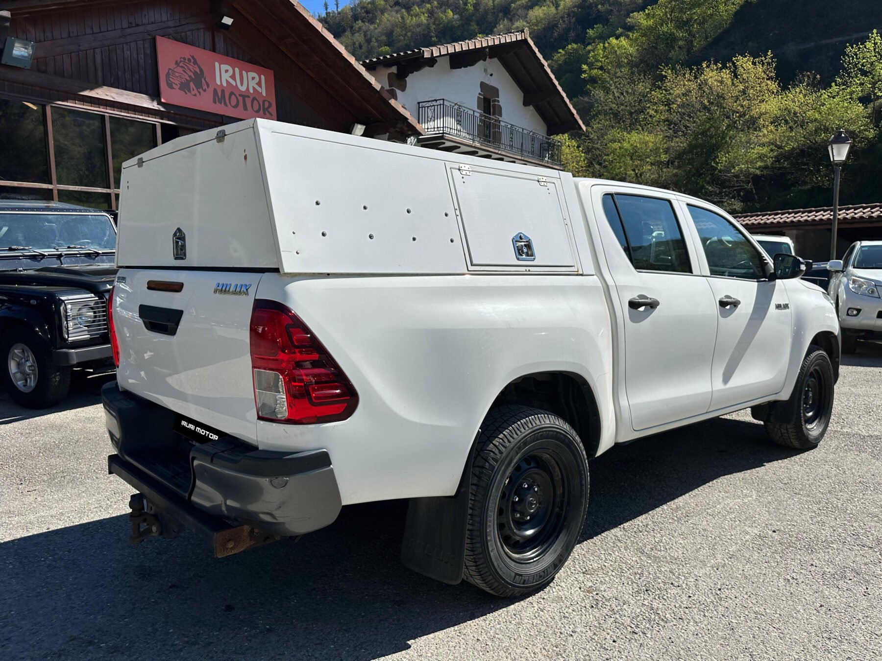 TOYOTA Hilux 2.4 D4D Cabina Doble GX 4x4