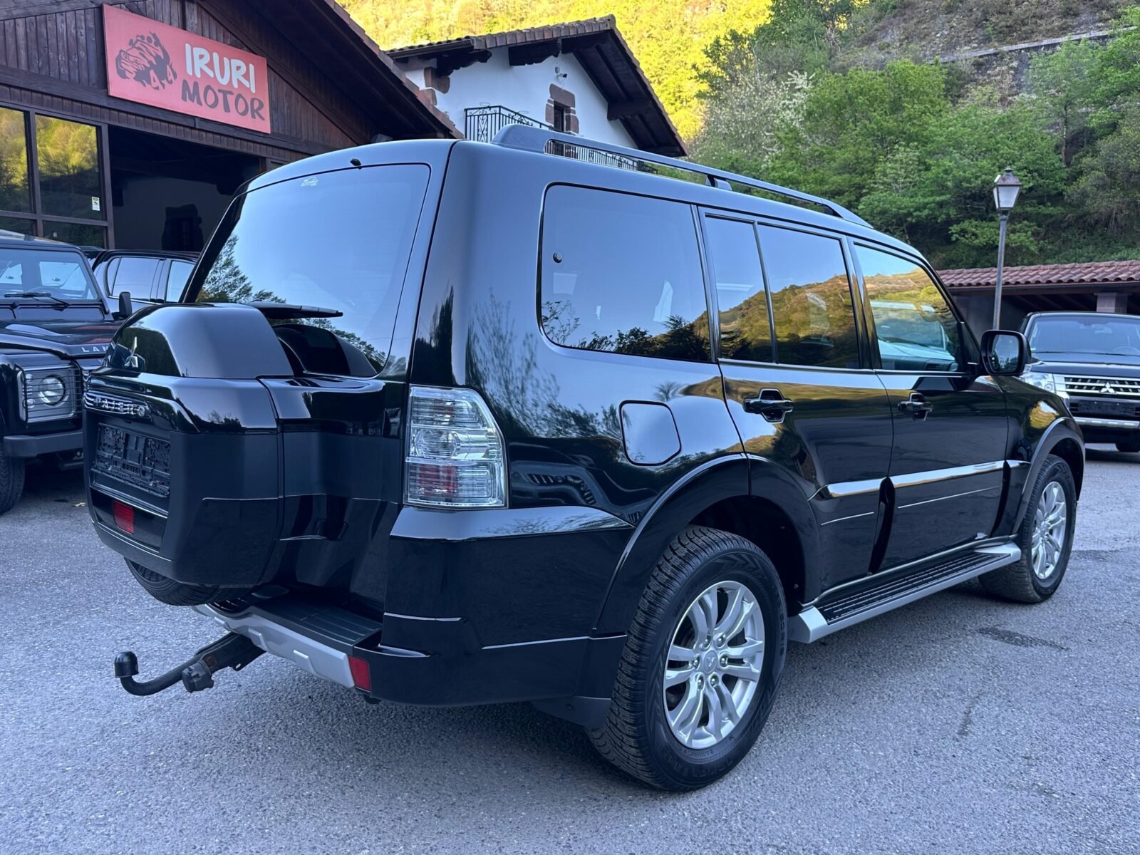 MITSUBISHI Montero 3.2 DID Kaiteki Auto