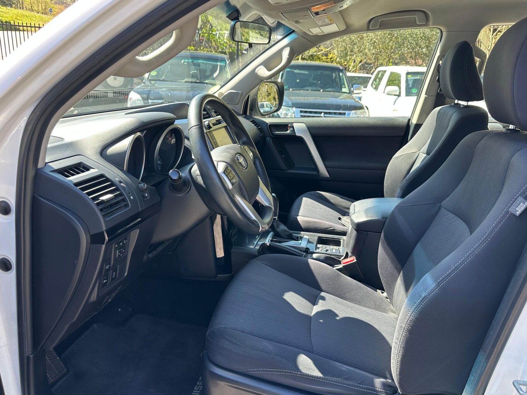 TOYOTA Land Cruiser 2.8 D4D VX AUTO