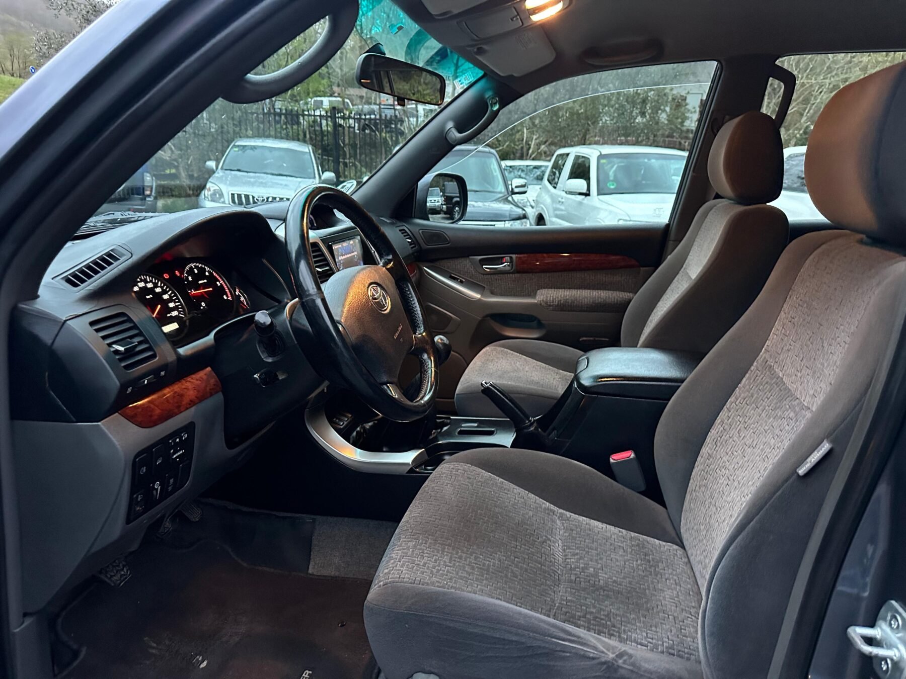 TOYOTA Land Cruiser 3.0 D4D VX