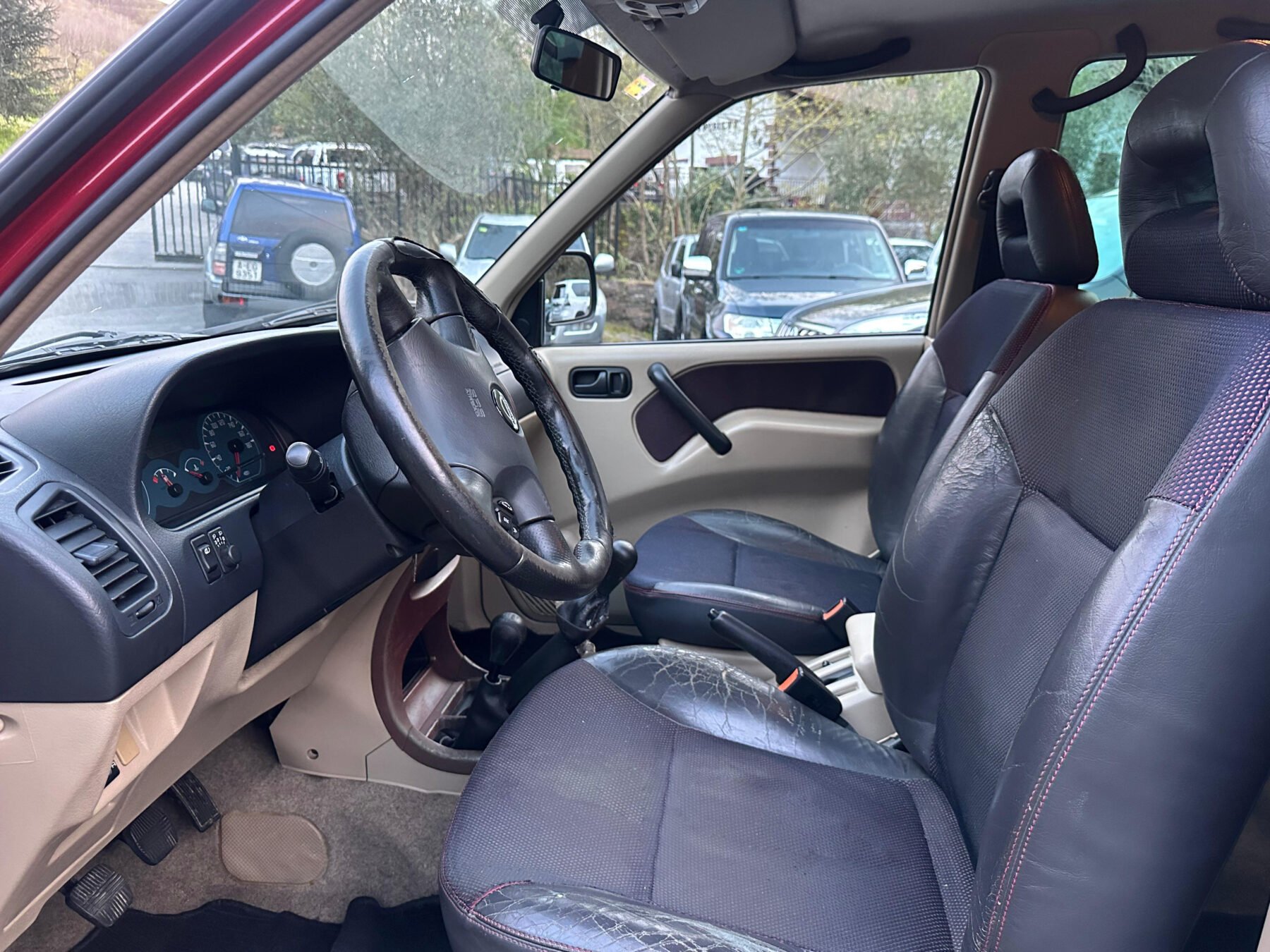 NISSAN Terrano II 2.7 TDi Elegance 5p