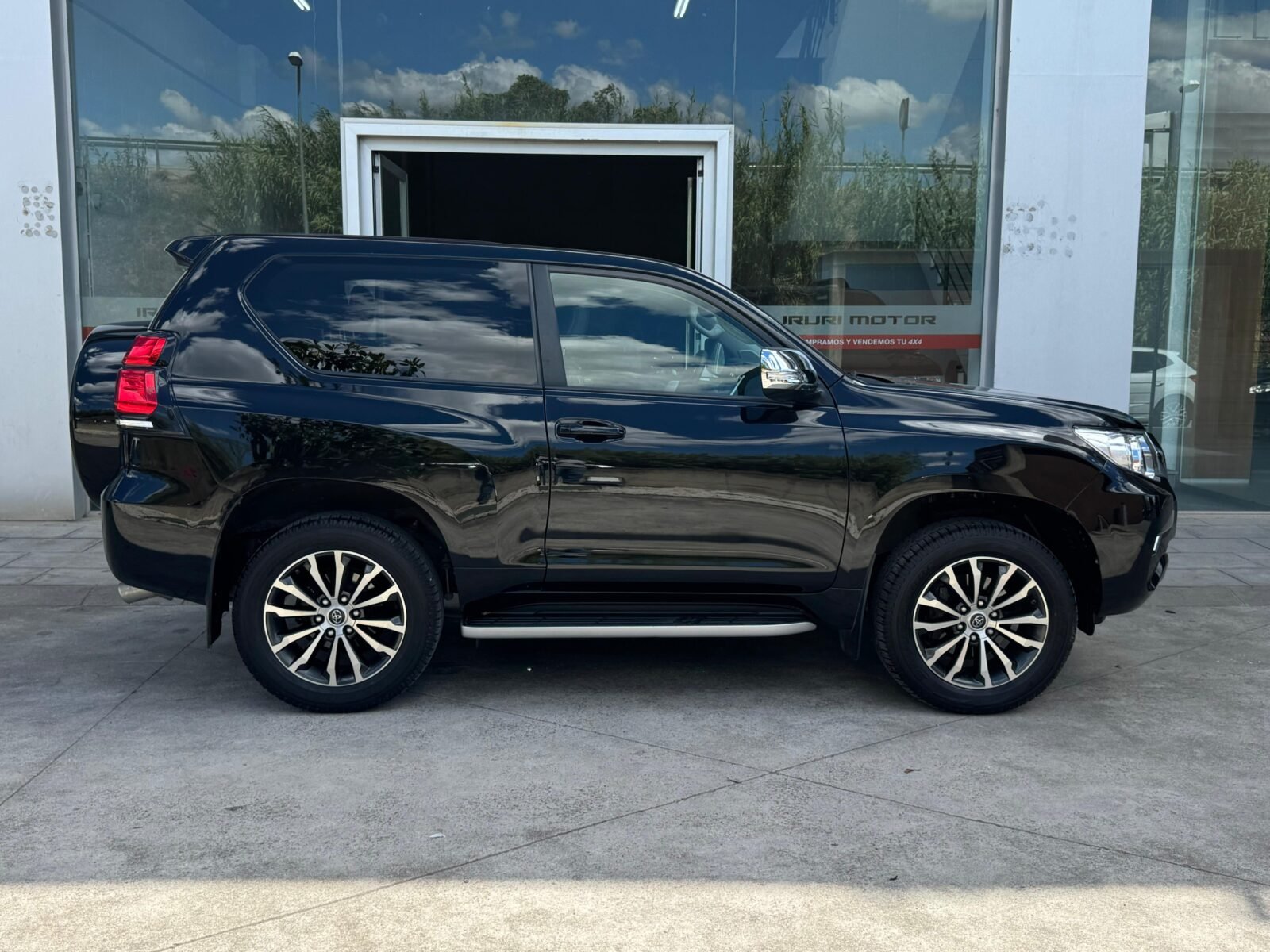 TOYOTA Land Cruiser 2.8 D4D VXL AUTO