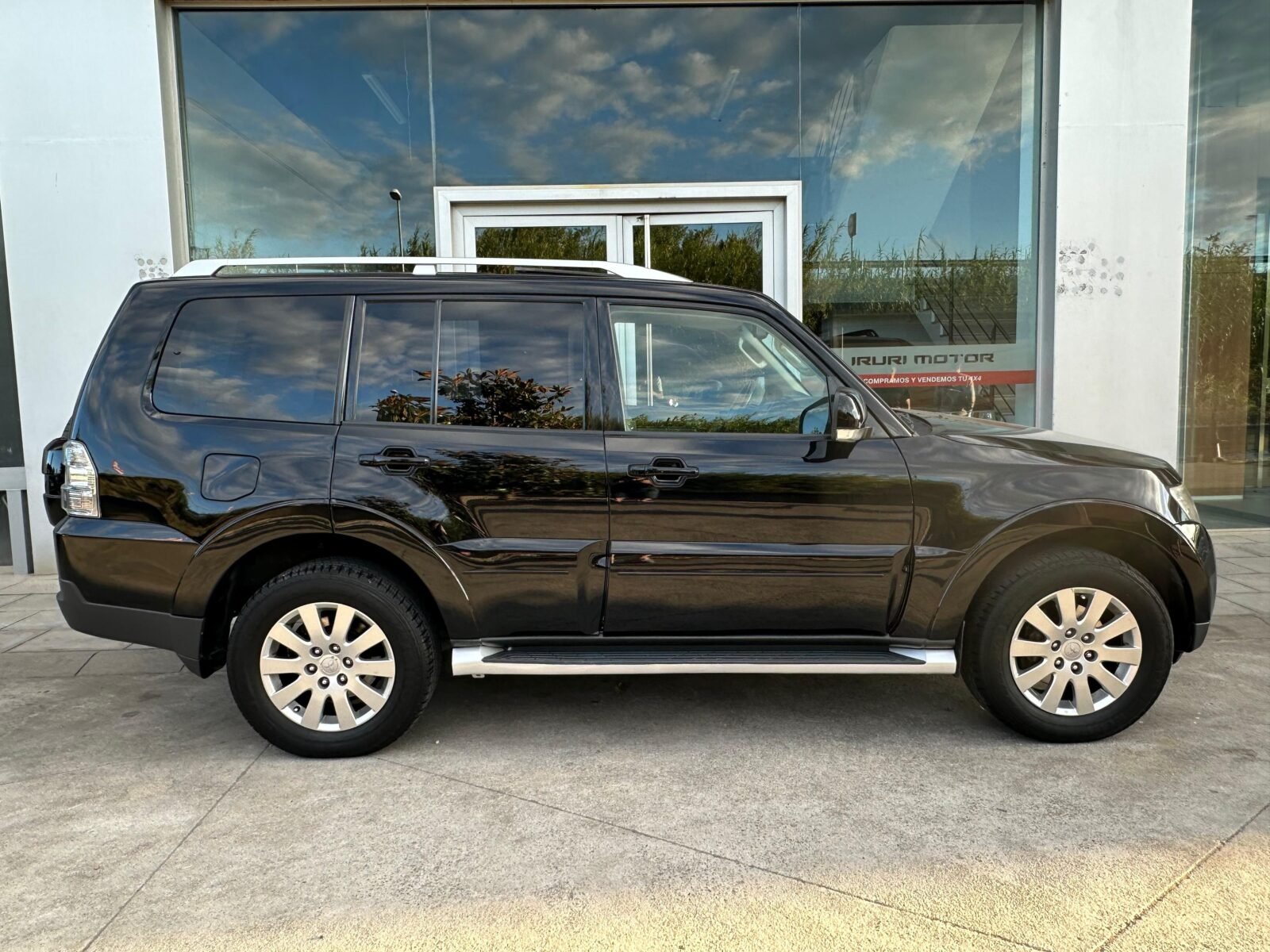 MITSUBISHI Montero 3.2 DID Kaiteki