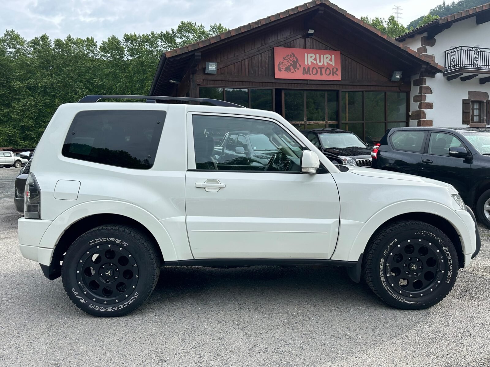 MITSUBISHI Montero 3.2 DID Spirit Auto