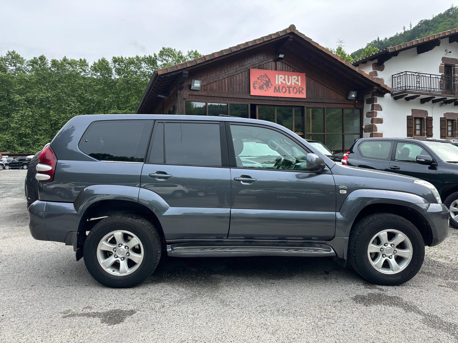 TOYOTA Land Cruiser 3.0 D4D VX