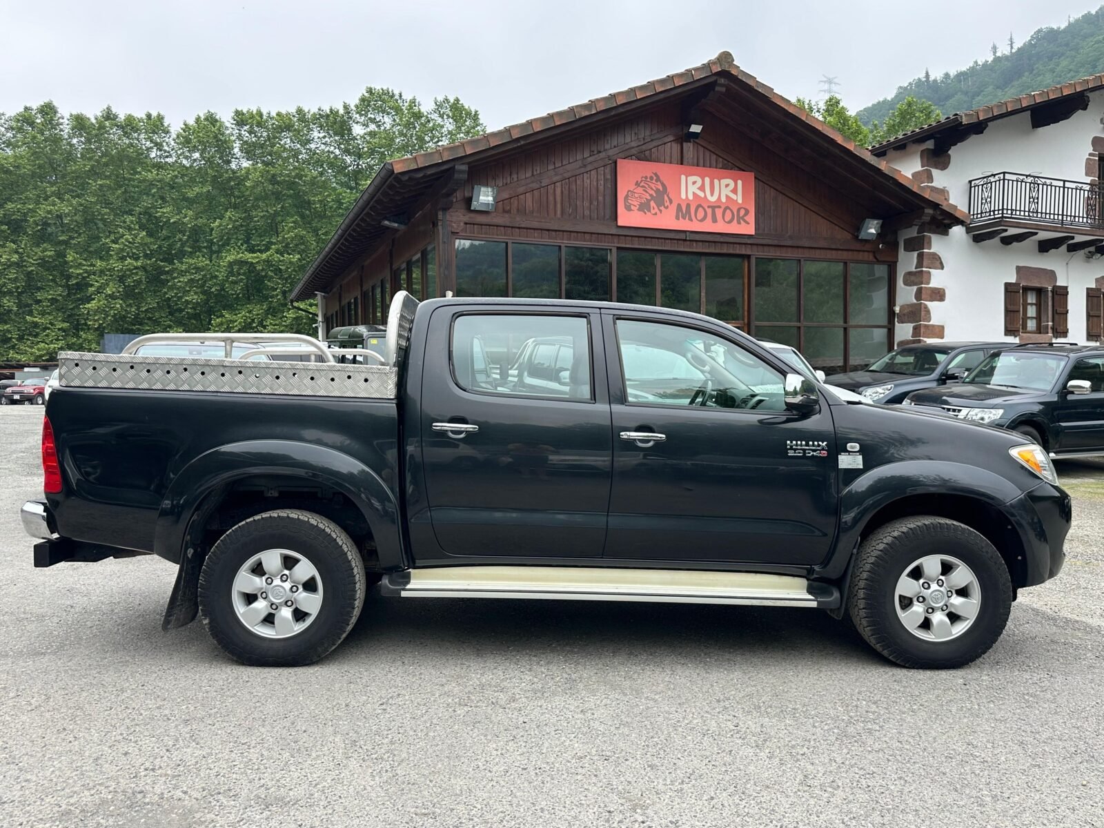 TOYOTA Hilux 3.0 D4D Cabina Doble VX 4x4