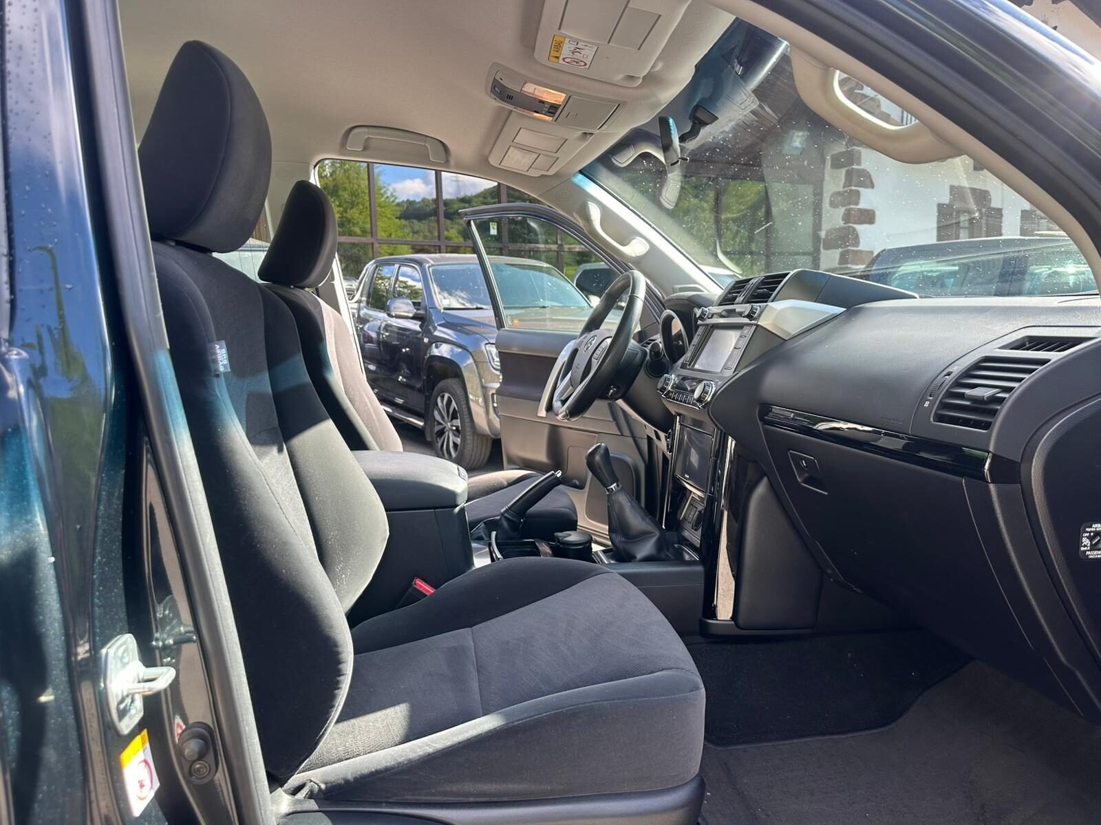 TOYOTA Land Cruiser 2.8 D4D VX