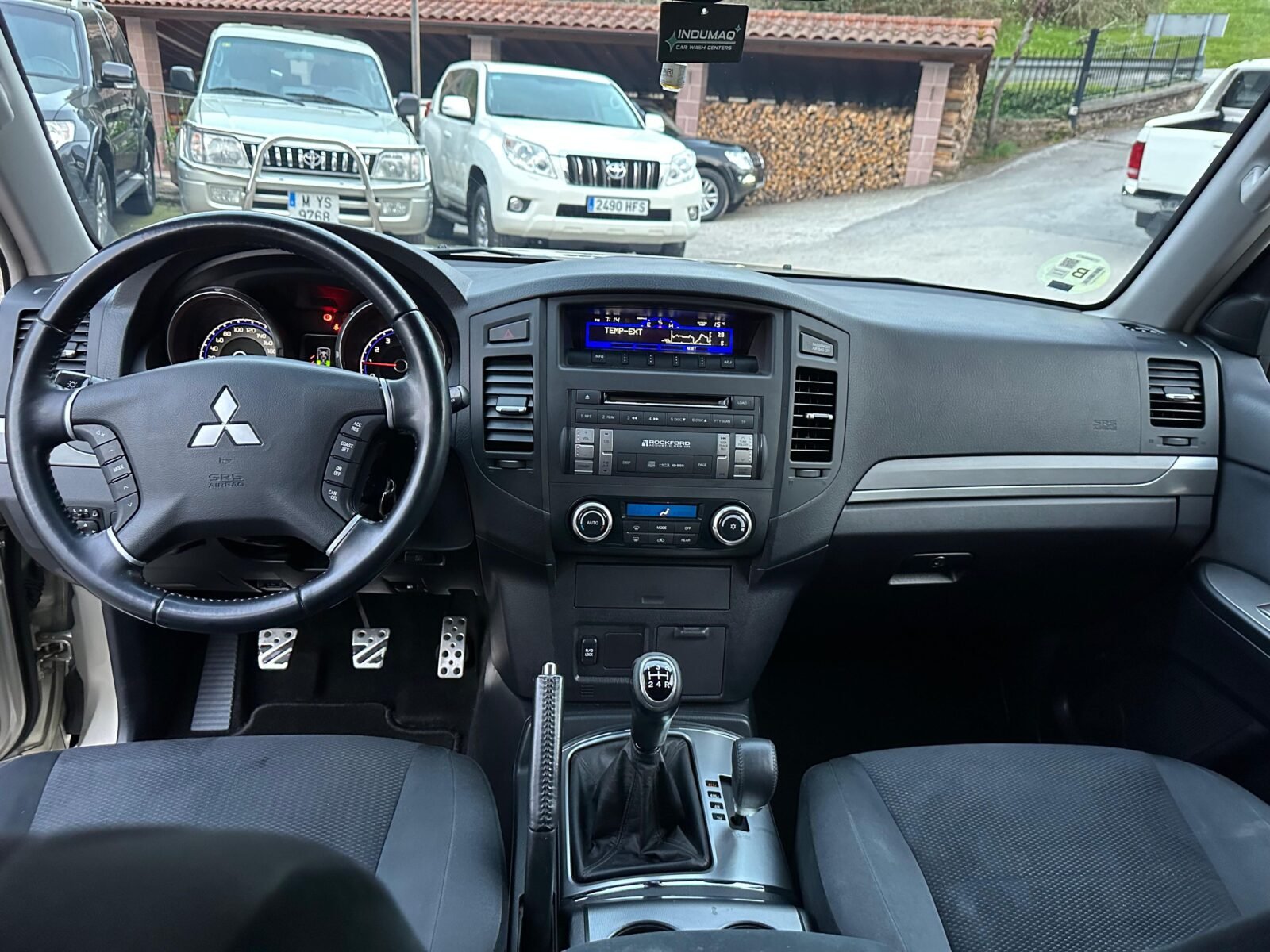 MITSUBISHI Montero 3.2 DID Intense