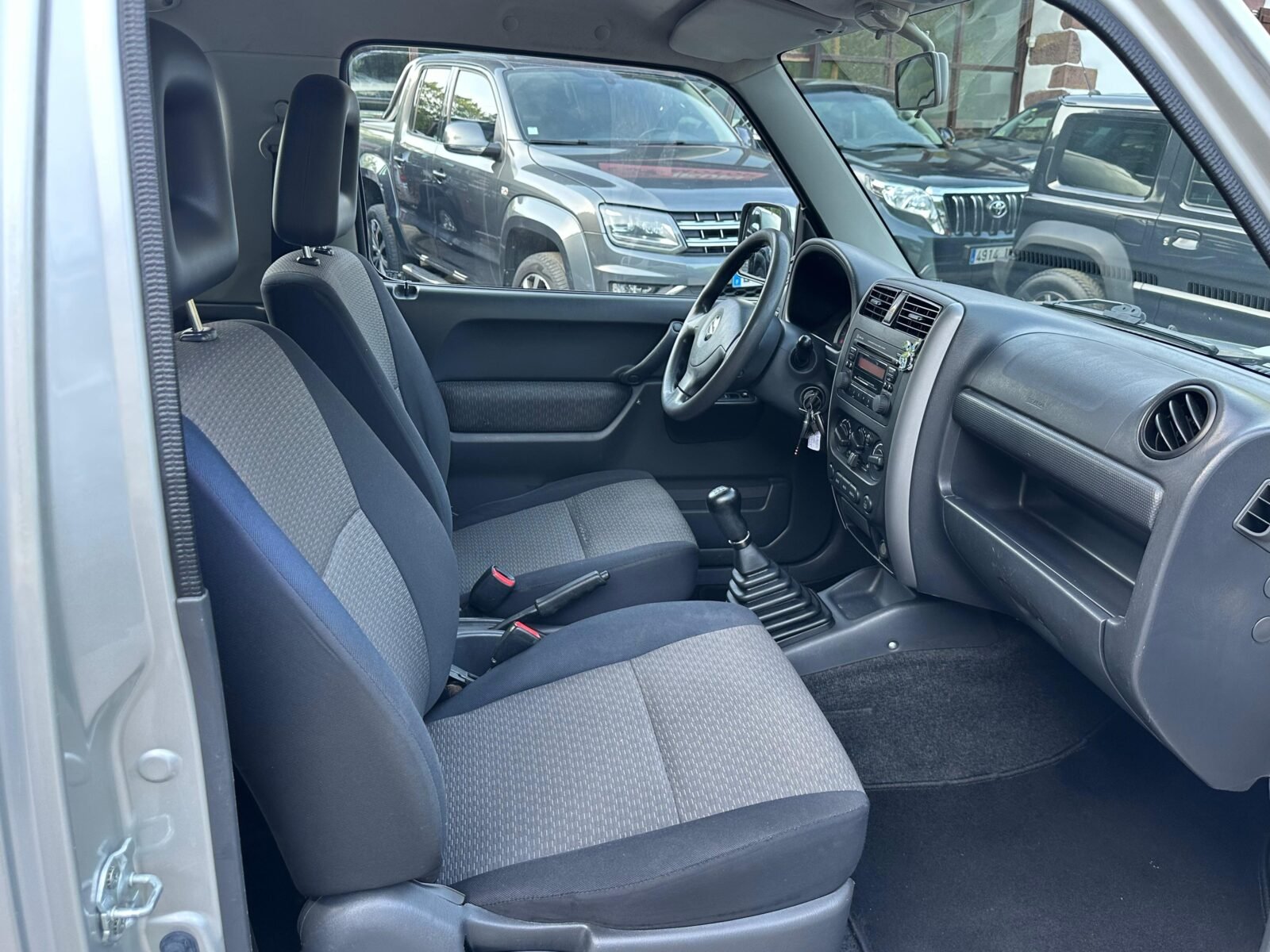 SUZUKI Jimny 1.5 DDiS Euro IV Techo Metálico