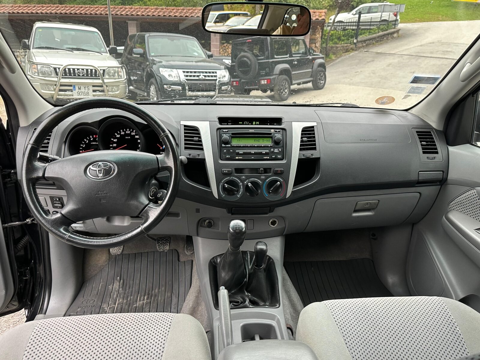 TOYOTA Hilux 3.0 D4D Cabina Doble VX 4x4