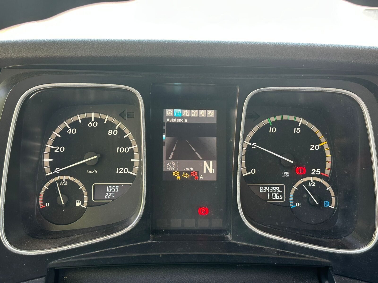 MERCEDES-BENZ Actros 1846 LS