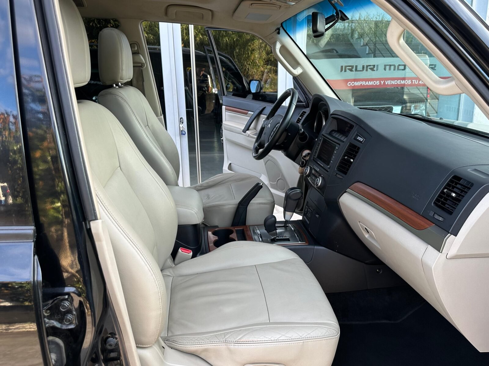 MITSUBISHI Montero 3.2 DID Kaiteki