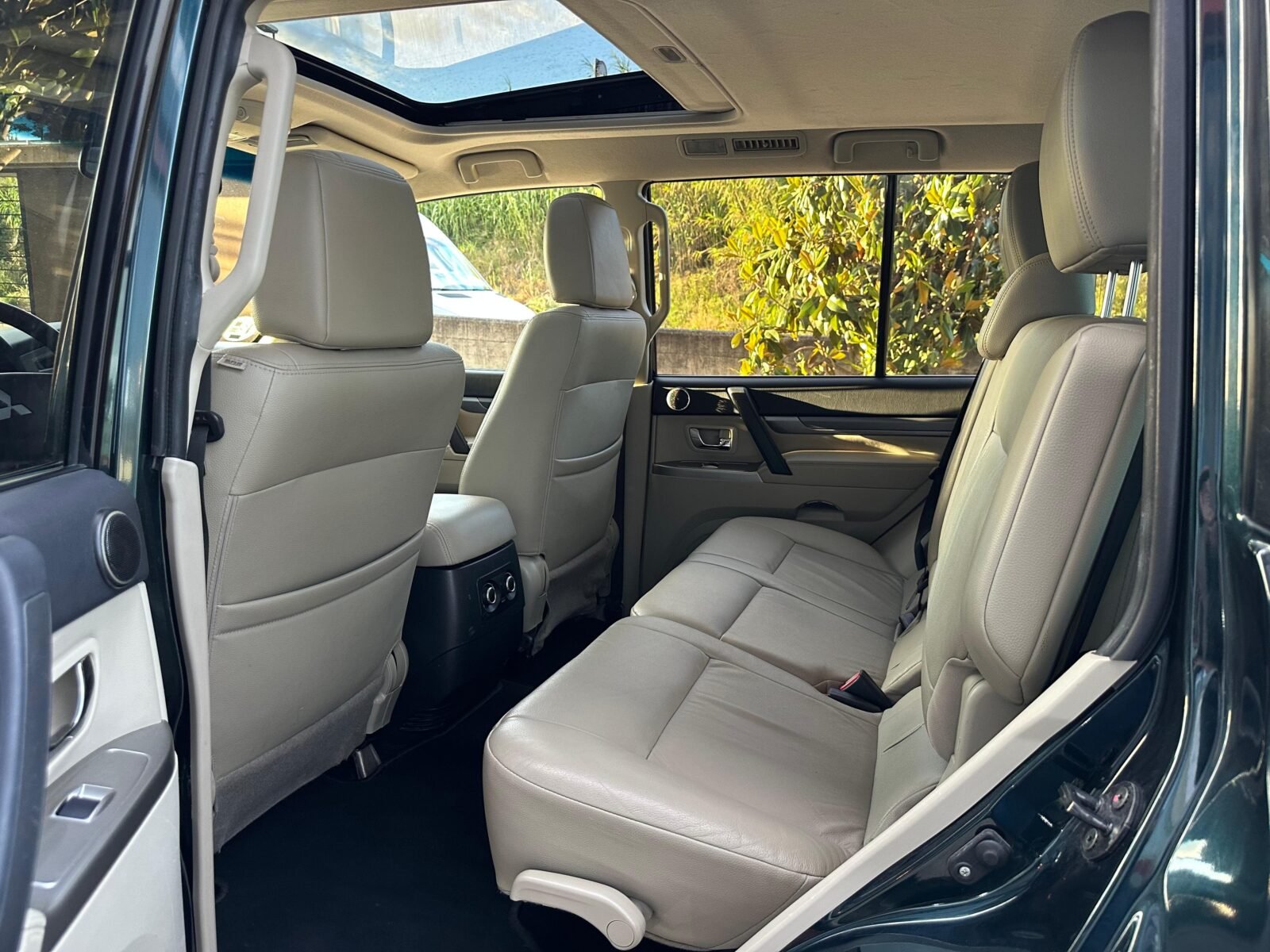 MITSUBISHI Montero 3.2 DID Kaiteki Auto