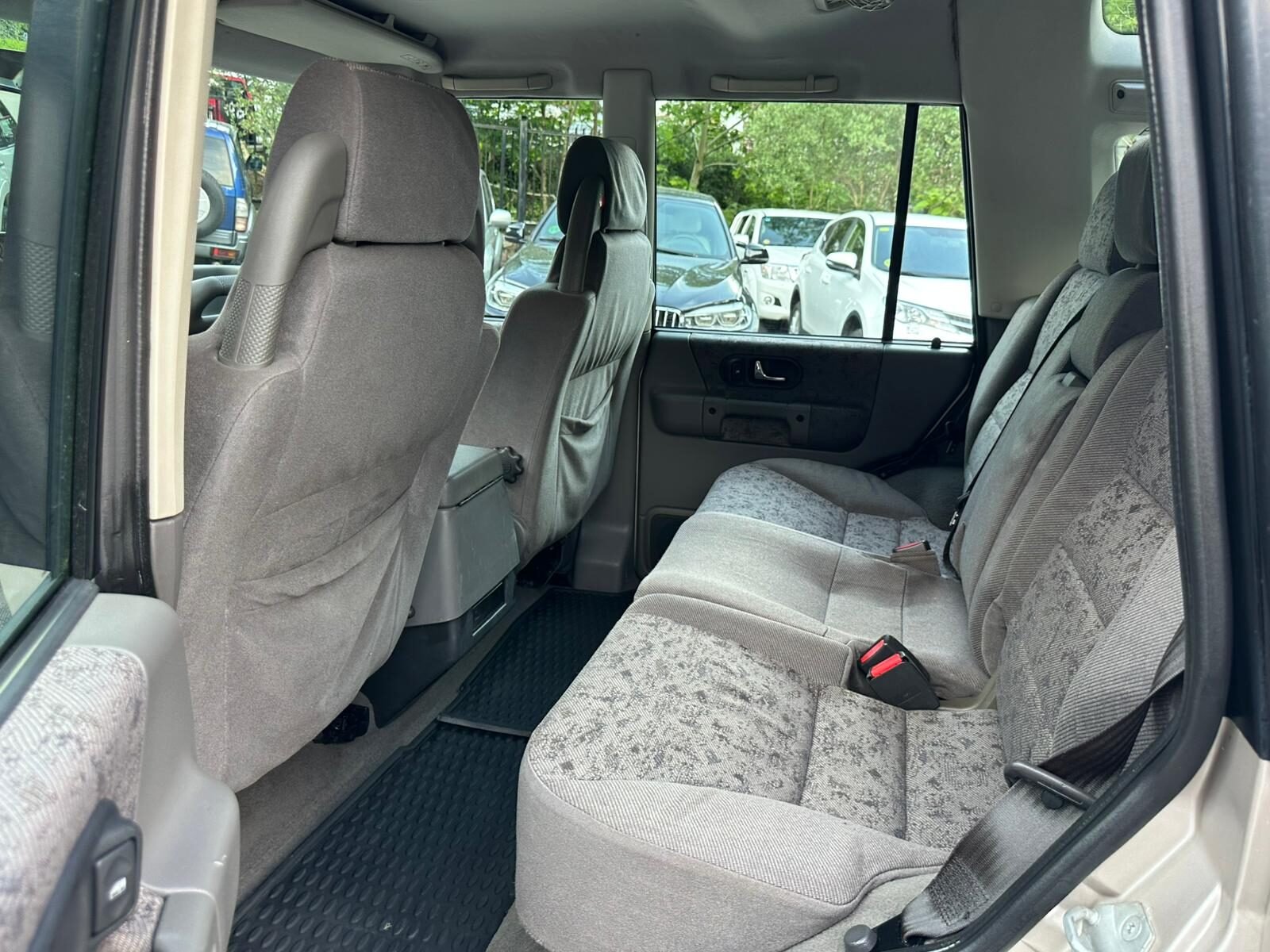 LAND-ROVER Discovery 2.5 TD5 S