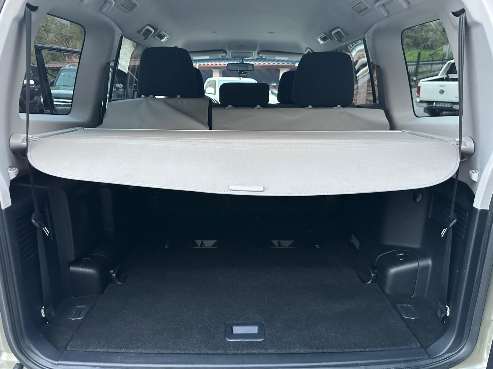 MITSUBISHI Montero 3.2 DID Intense