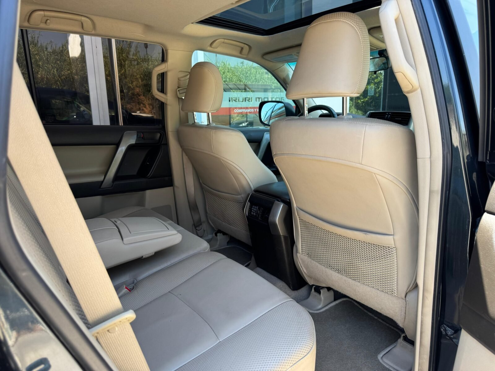 TOYOTA Land Cruiser 3.0 D4D VX 7 plazas