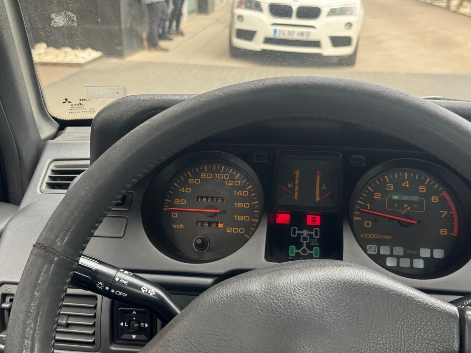 MITSUBISHI Montero LARGO 3.0V6 GLS LUJO