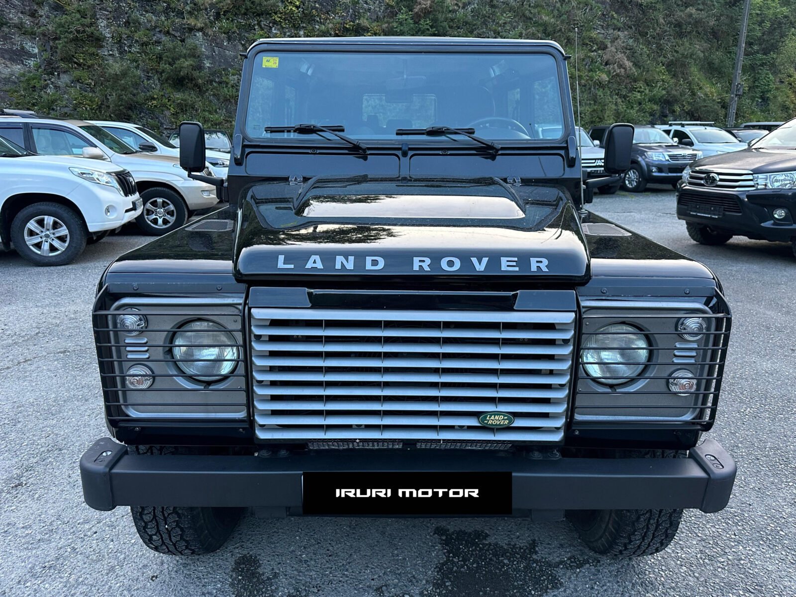 LAND-ROVER Defender 110 SW SE
