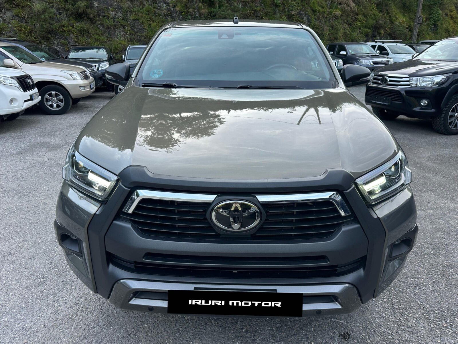 TOYOTA Hilux 2.8 D4D 150kW 204 C. Doble invincible AT