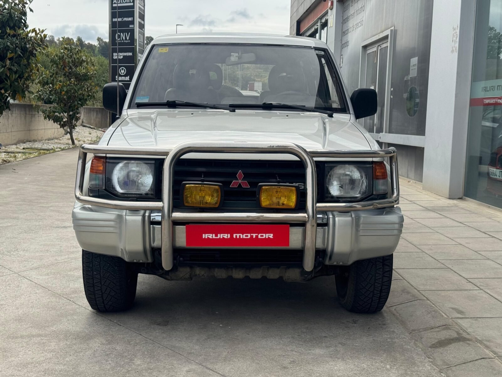 MITSUBISHI Montero LARGO 3.0V6 GLS LUJO