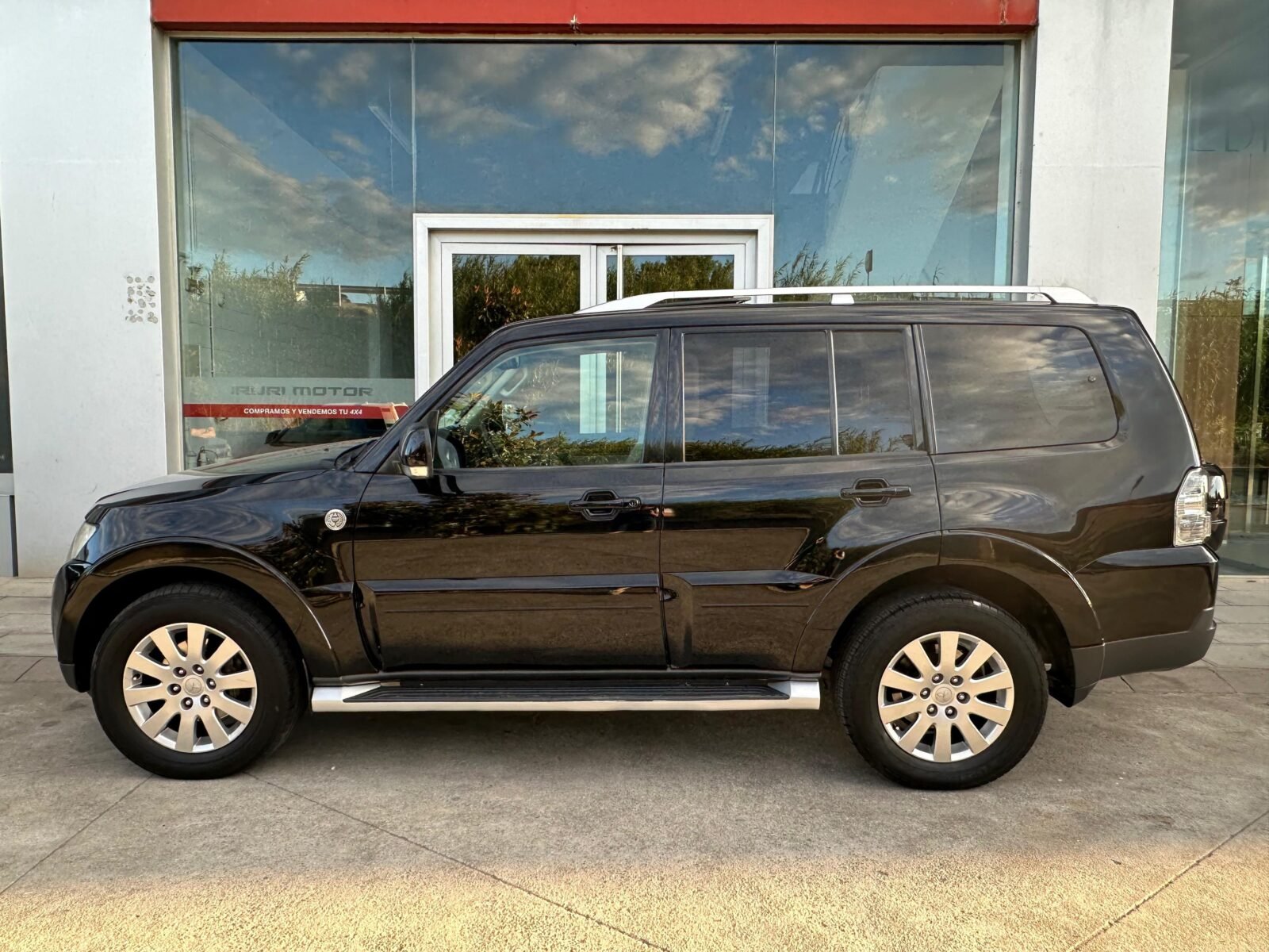 MITSUBISHI Montero 3.2 DID Kaiteki