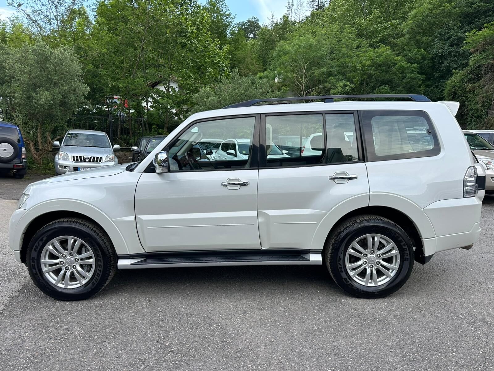 MITSUBISHI Pajero 3.8 V6 Kaiteki