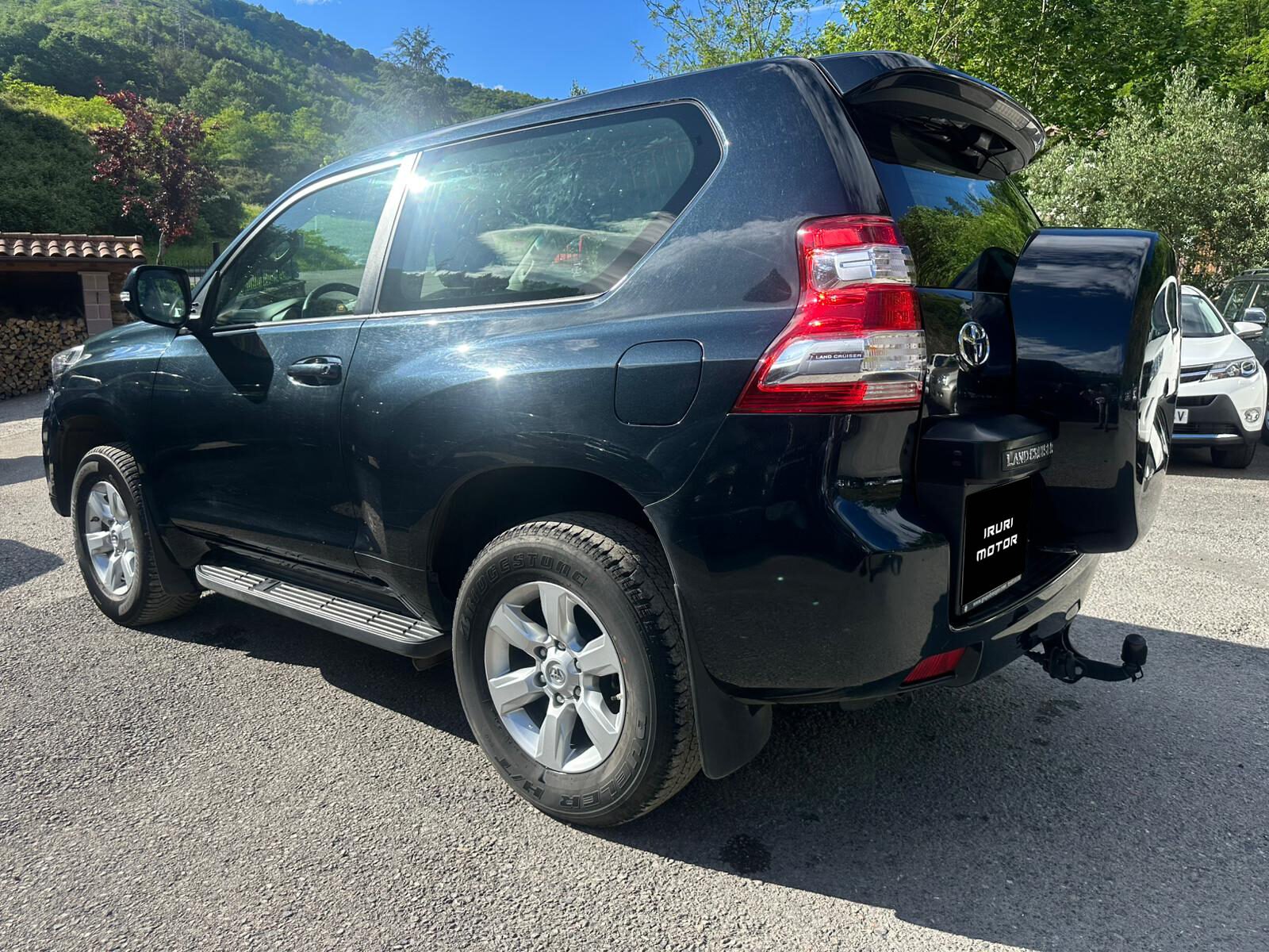 TOYOTA Land Cruiser 2.8 D4D VX