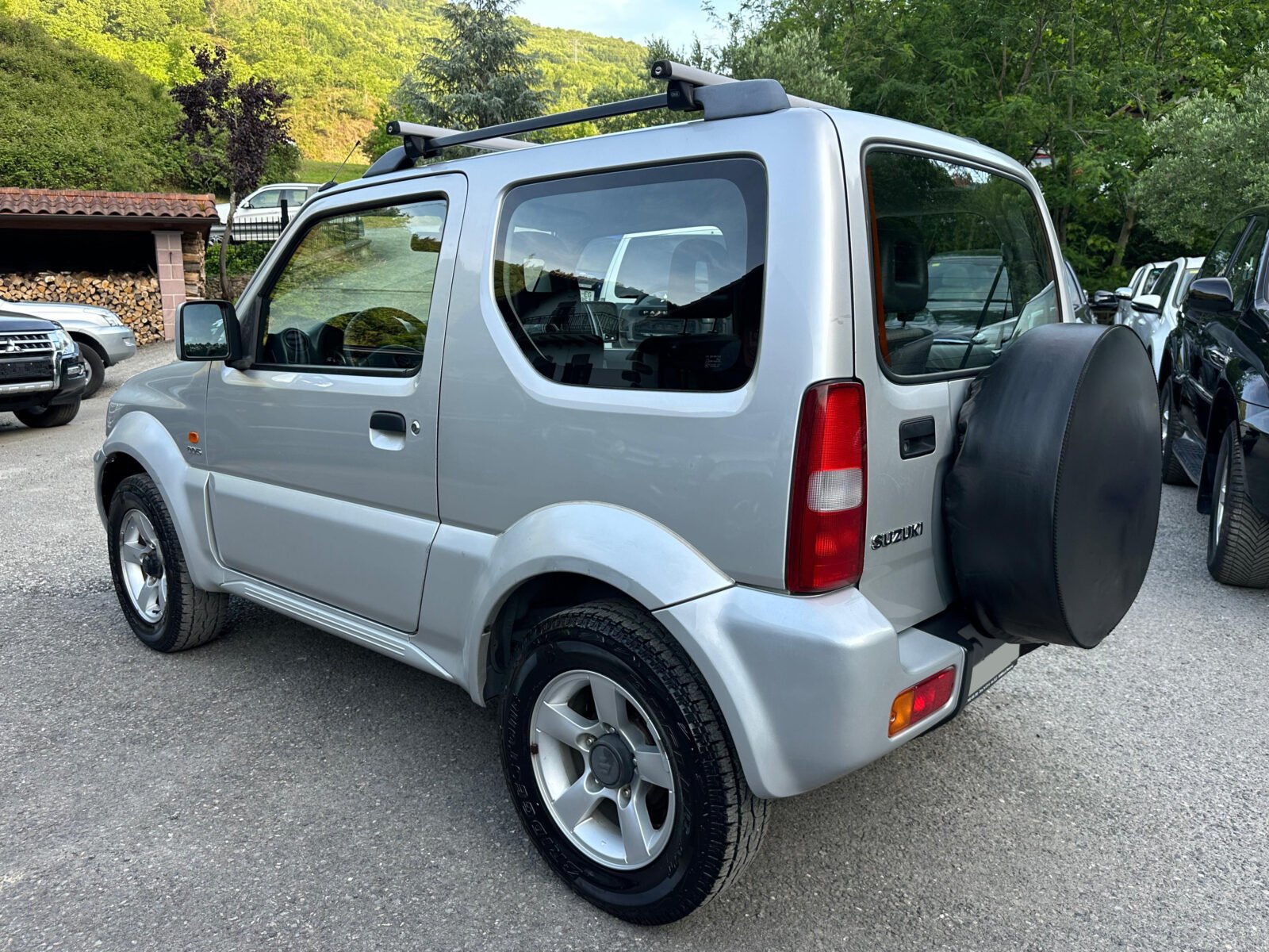 SUZUKI Jimny 1.5 DDiS Euro IV Techo Metálico