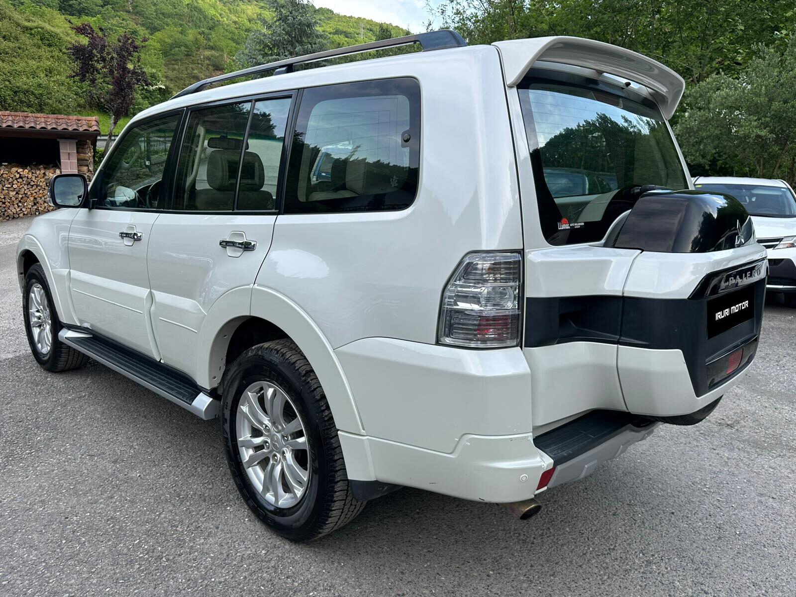 MITSUBISHI Pajero 3.8 V6 Kaiteki