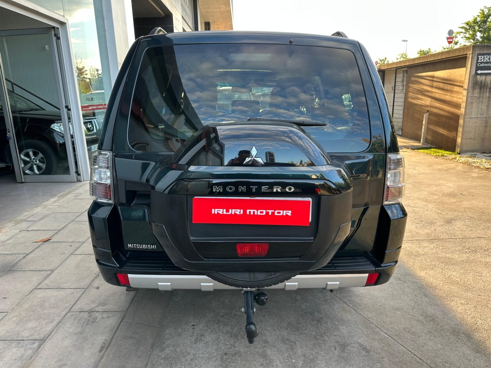 MITSUBISHI Montero 3.2 DID Kaiteki Auto