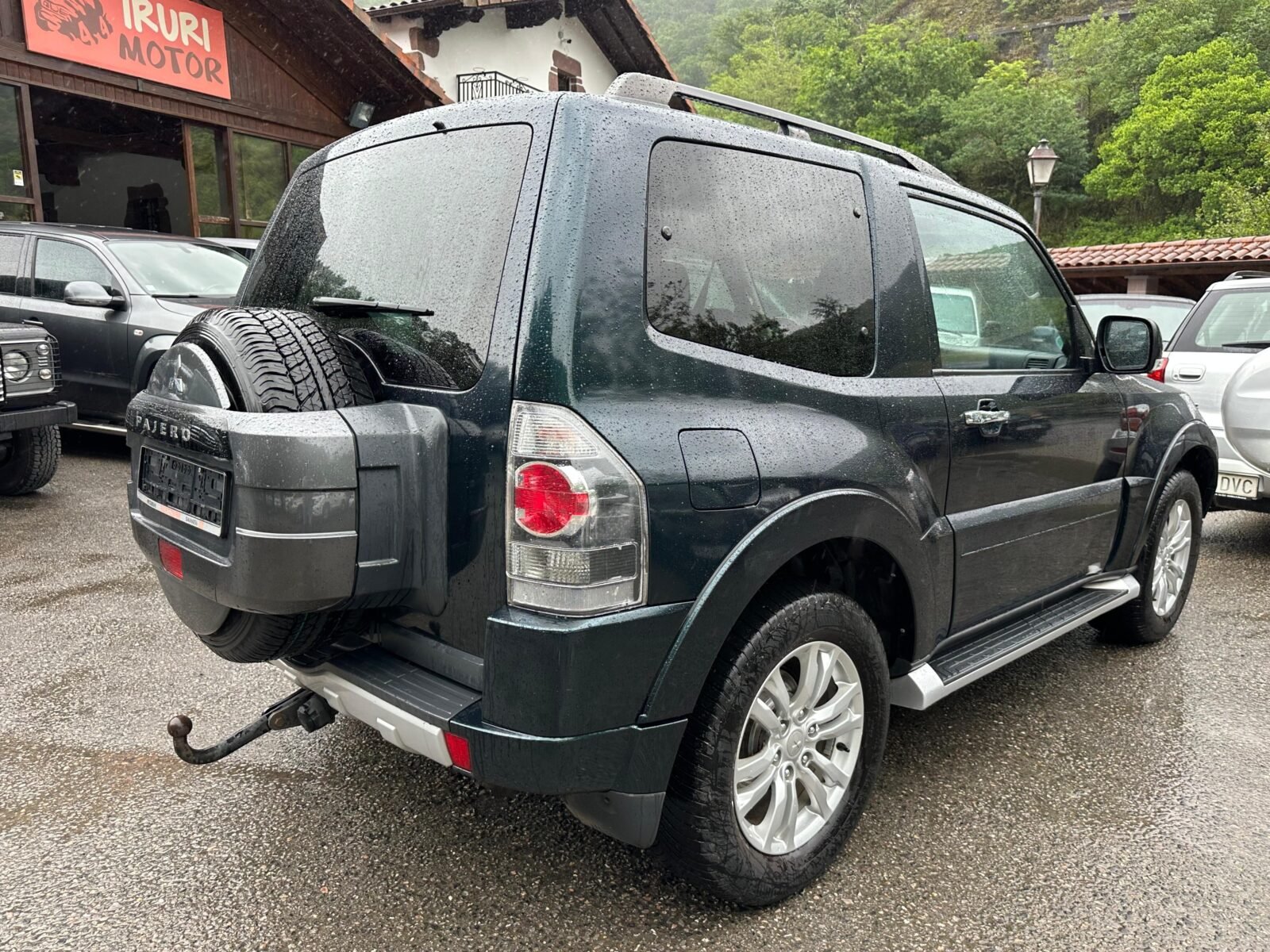 MITSUBISHI Montero 3.2 DID Kaiteki Auto