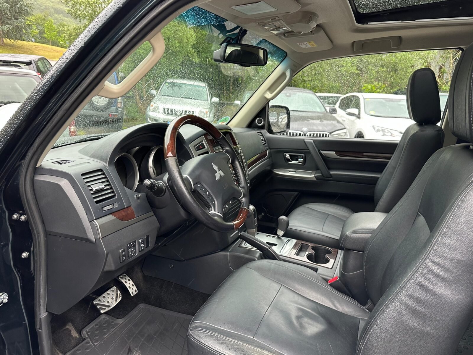 MITSUBISHI Montero 3.2 DID Kaiteki Auto