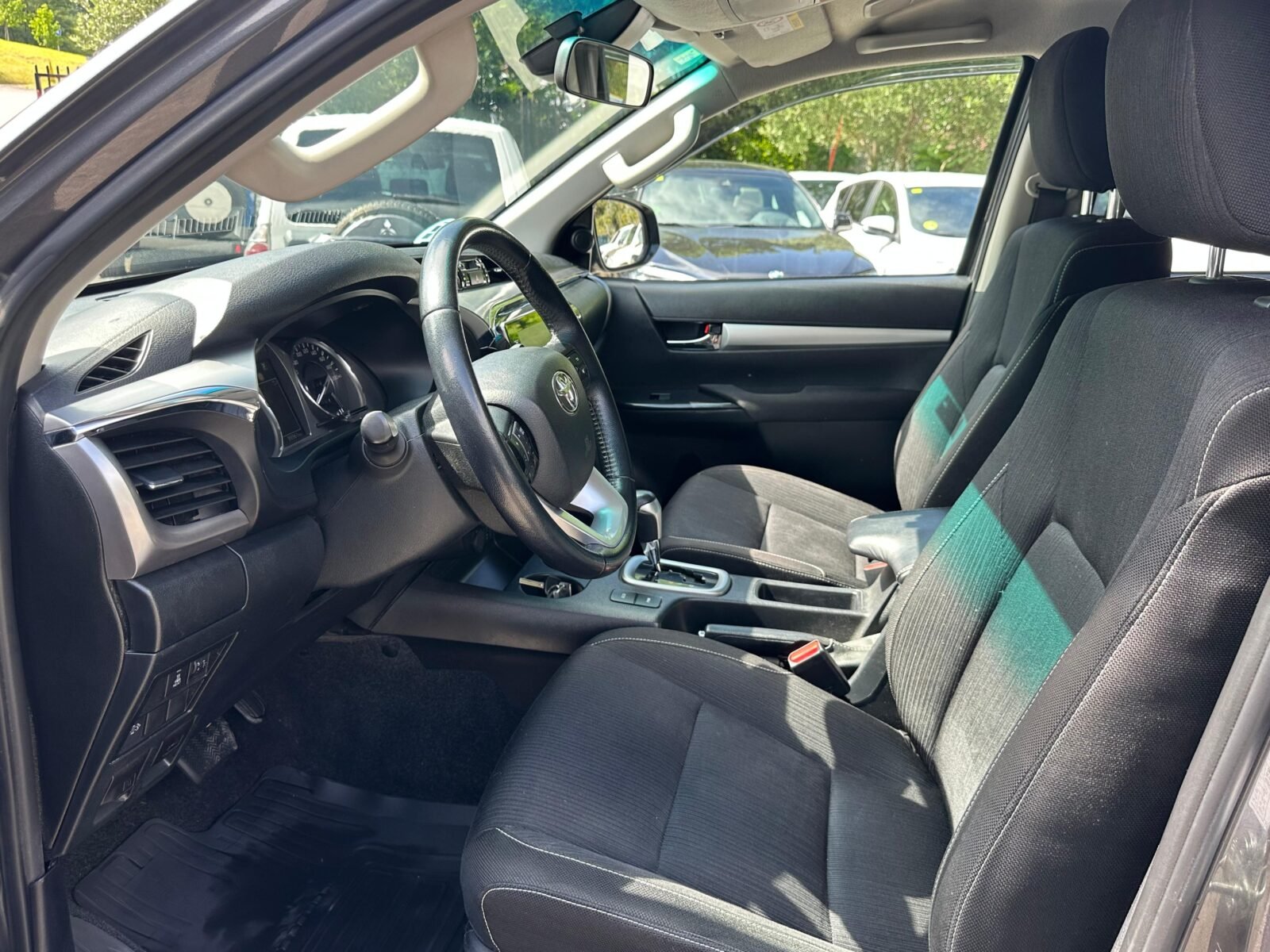 TOYOTA Hilux 2.8 D4D 150kW 204 C. Doble VXL AT