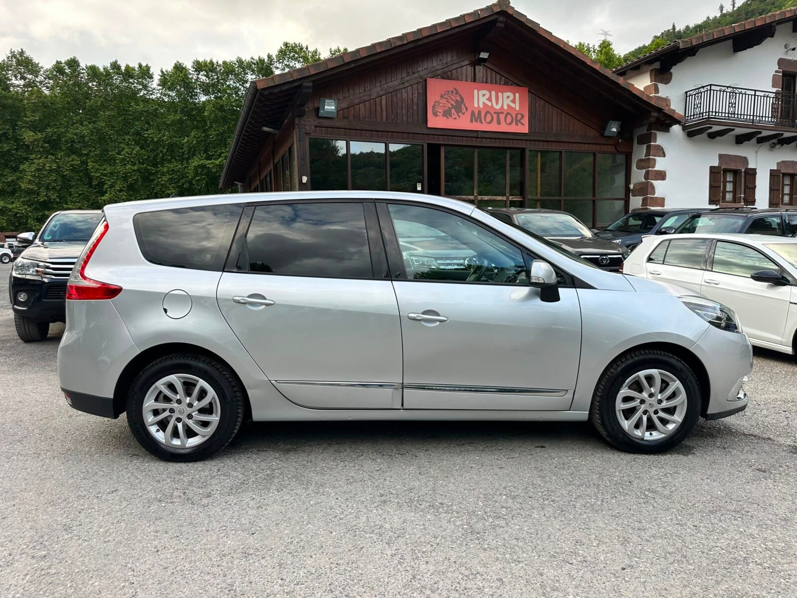RENAULT Grand Scénic Dynamique dCi 110 7 plazas