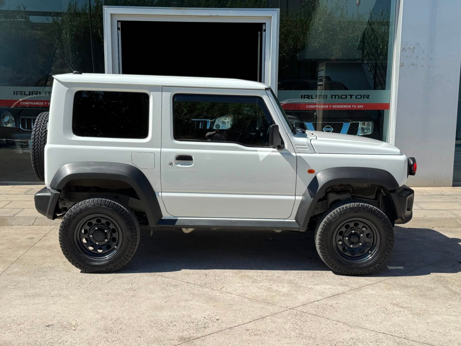SUZUKI Jimny 1.5 JX 5MT