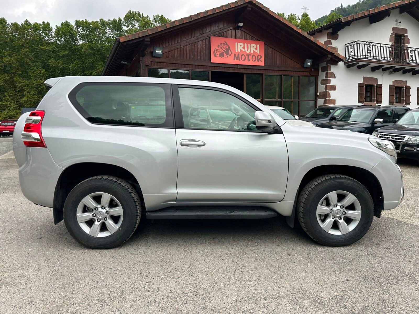 TOYOTA Land Cruiser 2.8 D4D VX