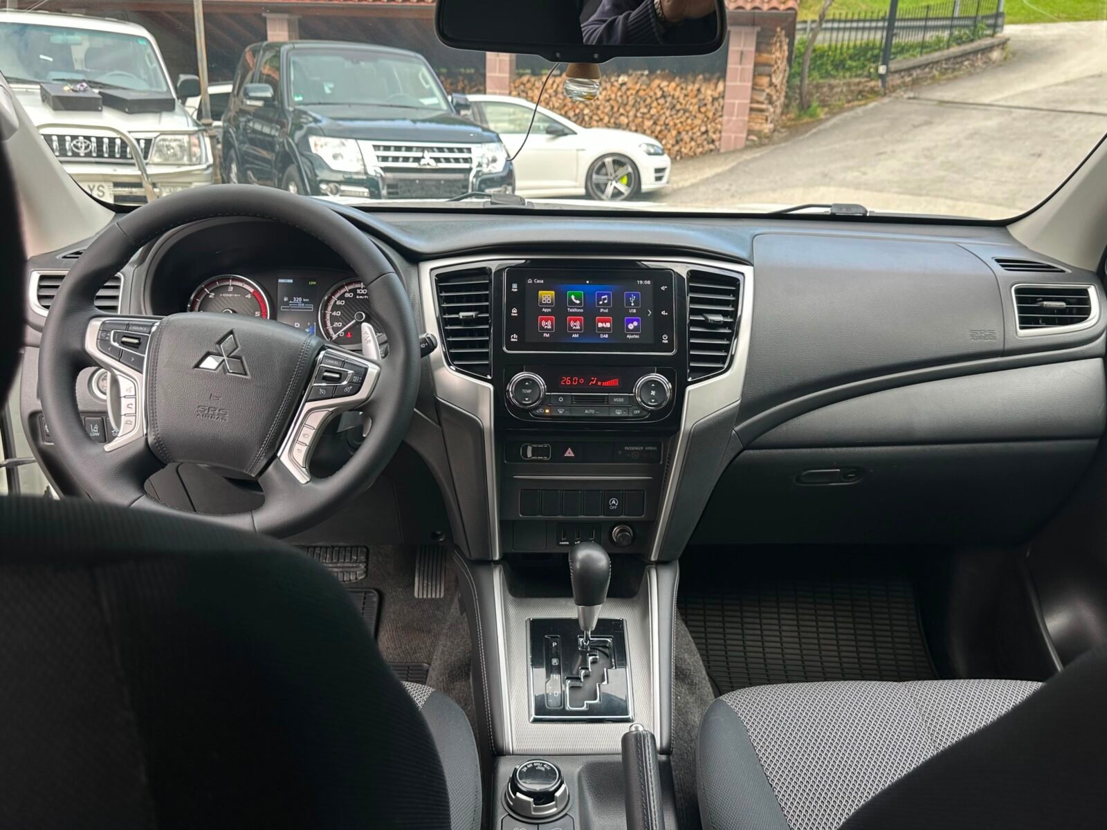 MITSUBISHI L200 DC 220 DID Motion Auto
