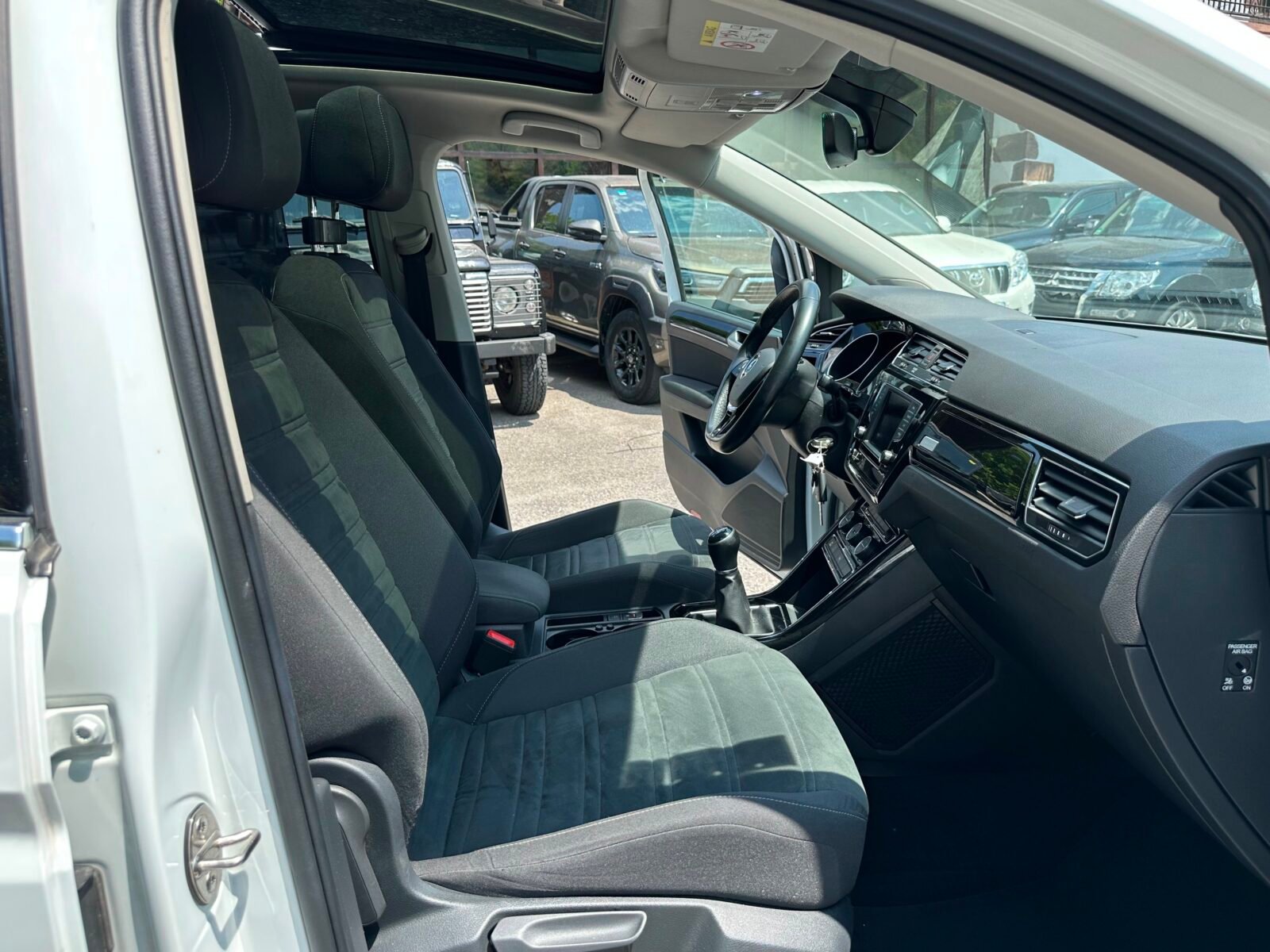 VOLKSWAGEN Touran Sport 2.0 TDI 110kW150CV BMT