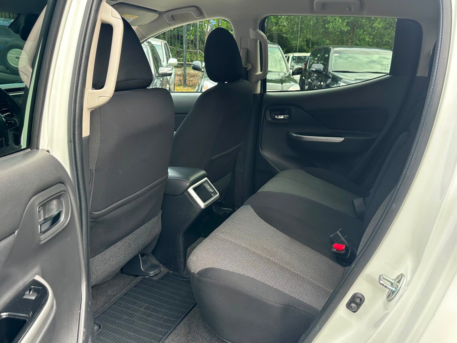 MITSUBISHI L200 DC 220 DID Motion Auto