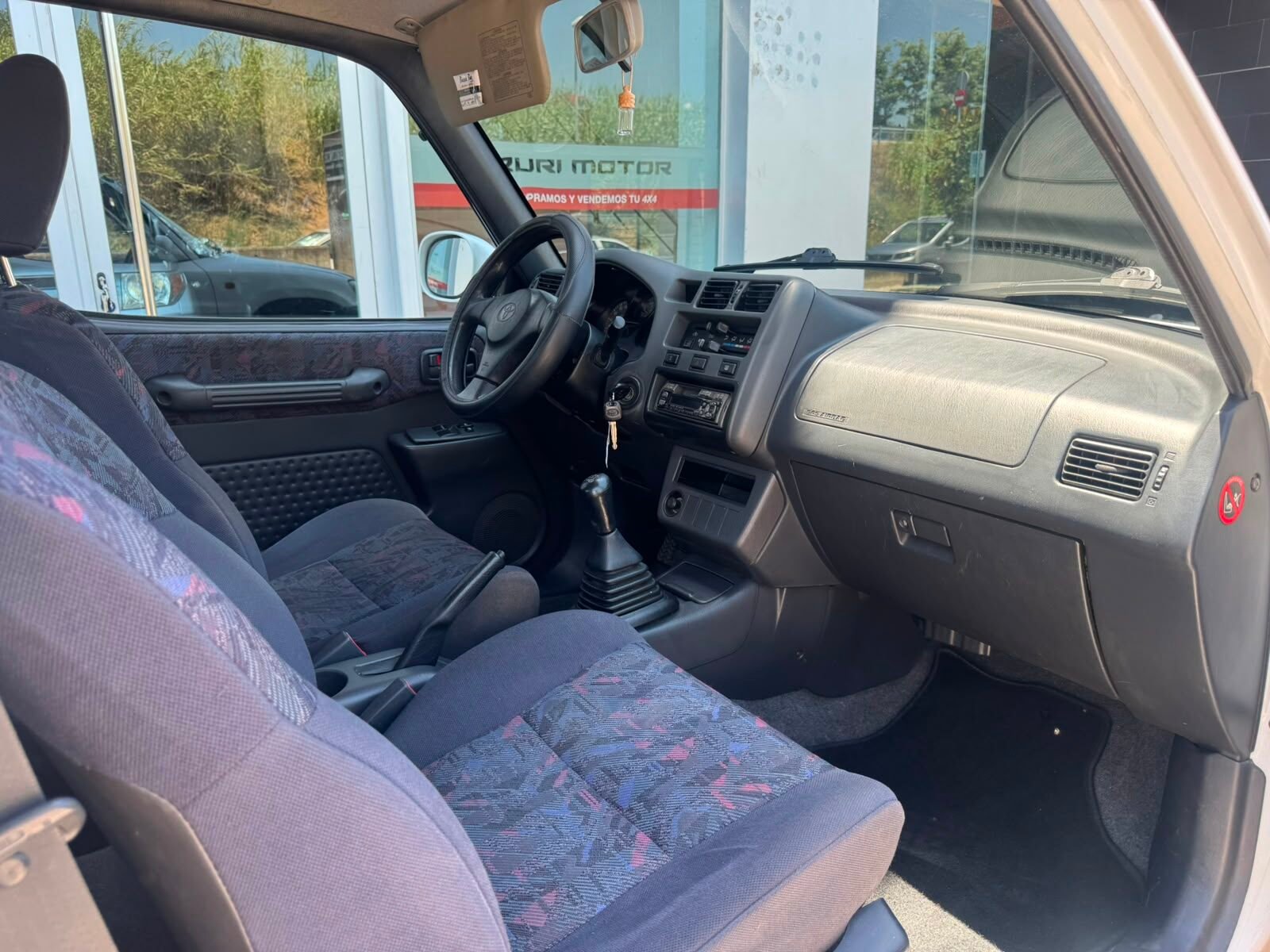 TOYOTA Rav4 2.0I 16V GX