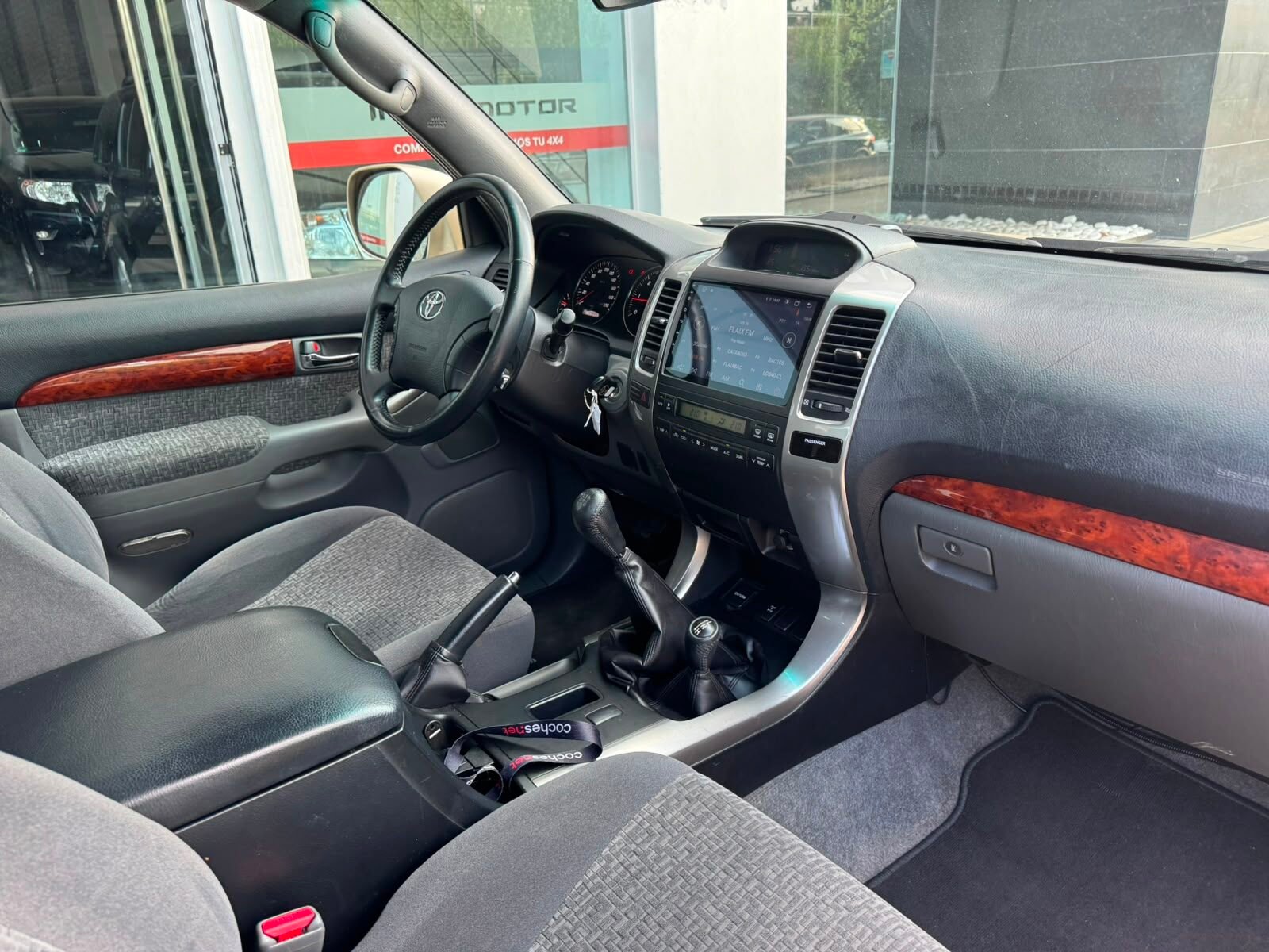 TOYOTA Land Cruiser 3.0 D4D VX
