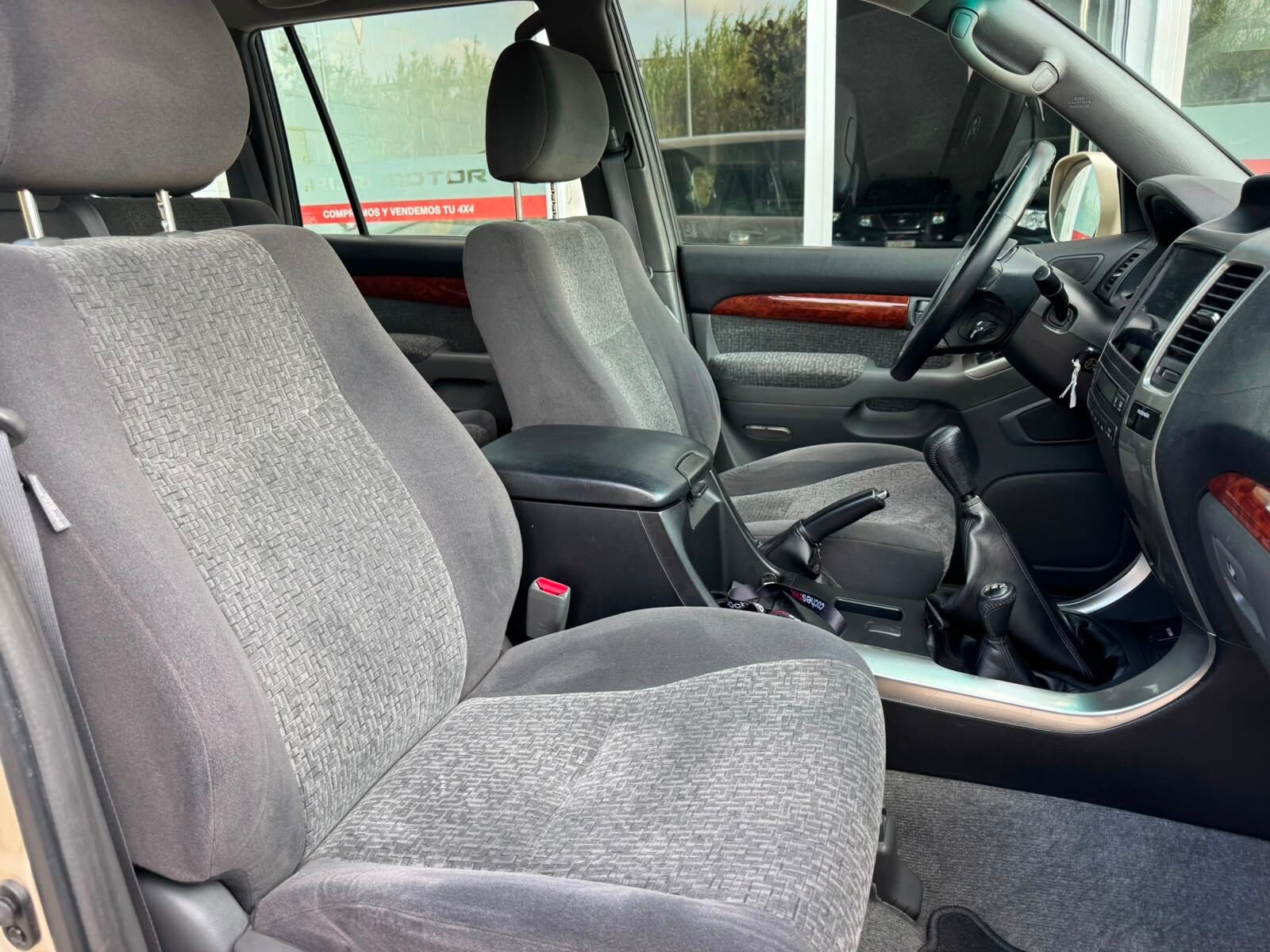 TOYOTA Land Cruiser 3.0 D4D VX