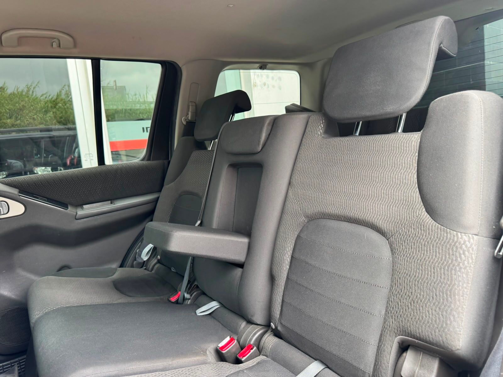 NISSAN Pathfinder 2.5 dCi 171CV SE Auto 7 plazas