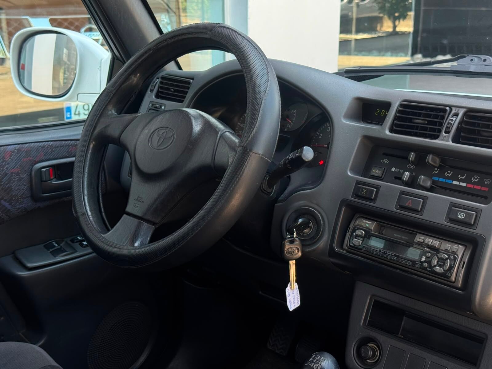 TOYOTA Rav4 2.0I 16V GX