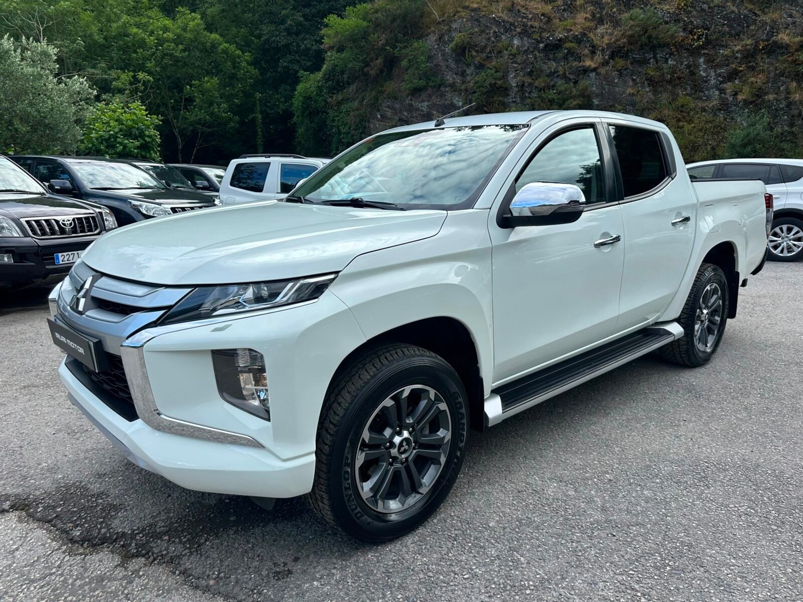 MITSUBISHI L200 DC 220 DID Motion Auto