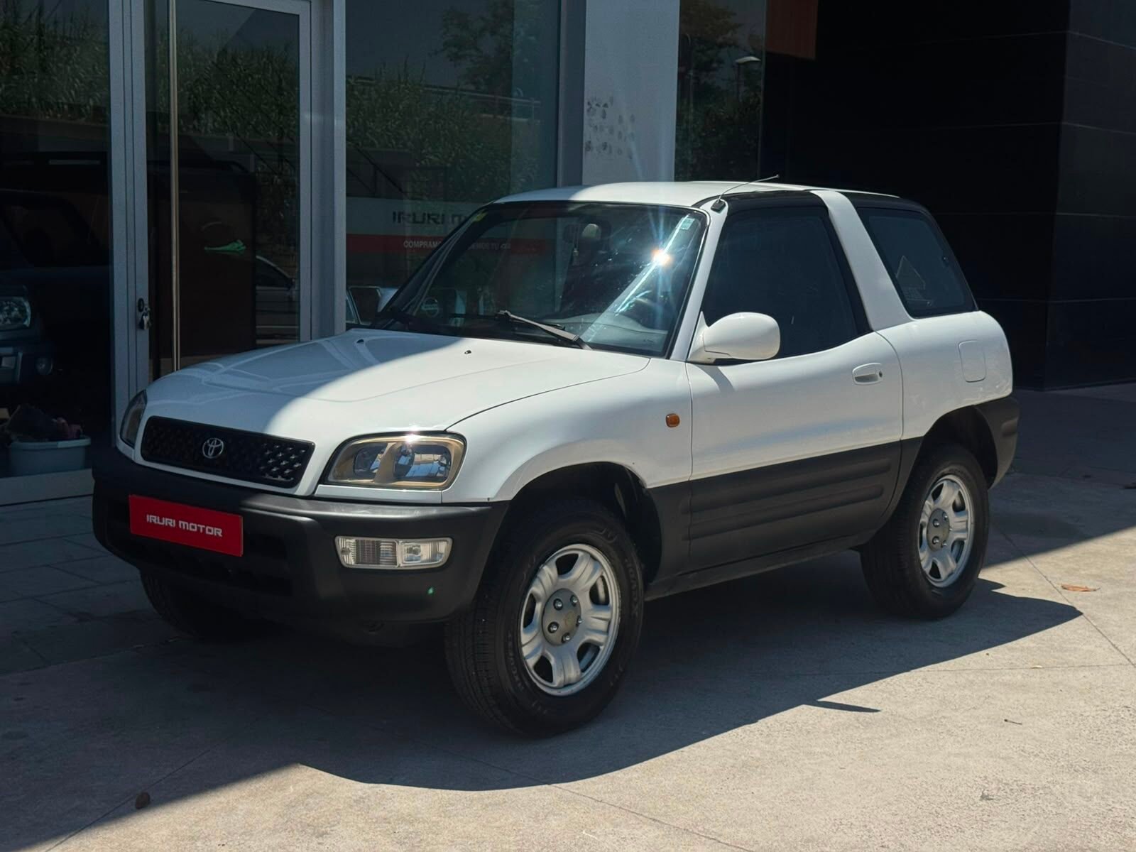 TOYOTA Rav4 2.0I 16V GX